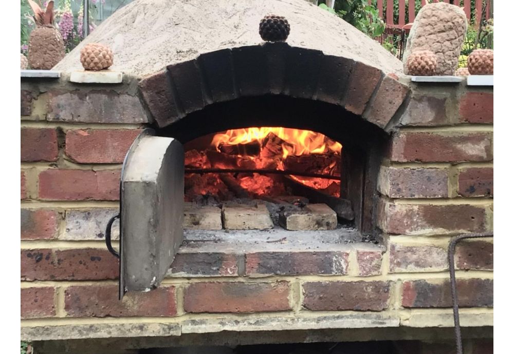 Fatüzelésű pizzakemence helyes használata